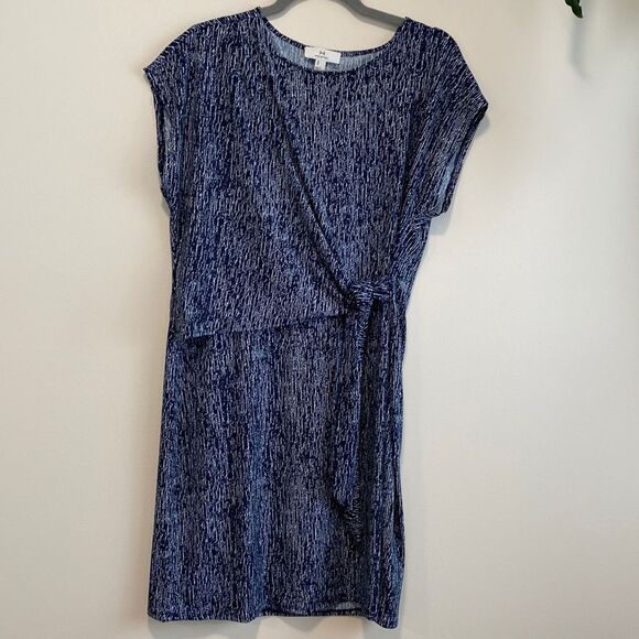 H Halston Blue Faux Wrap Abstract Print Midi Dress - Picture 1 of 9
